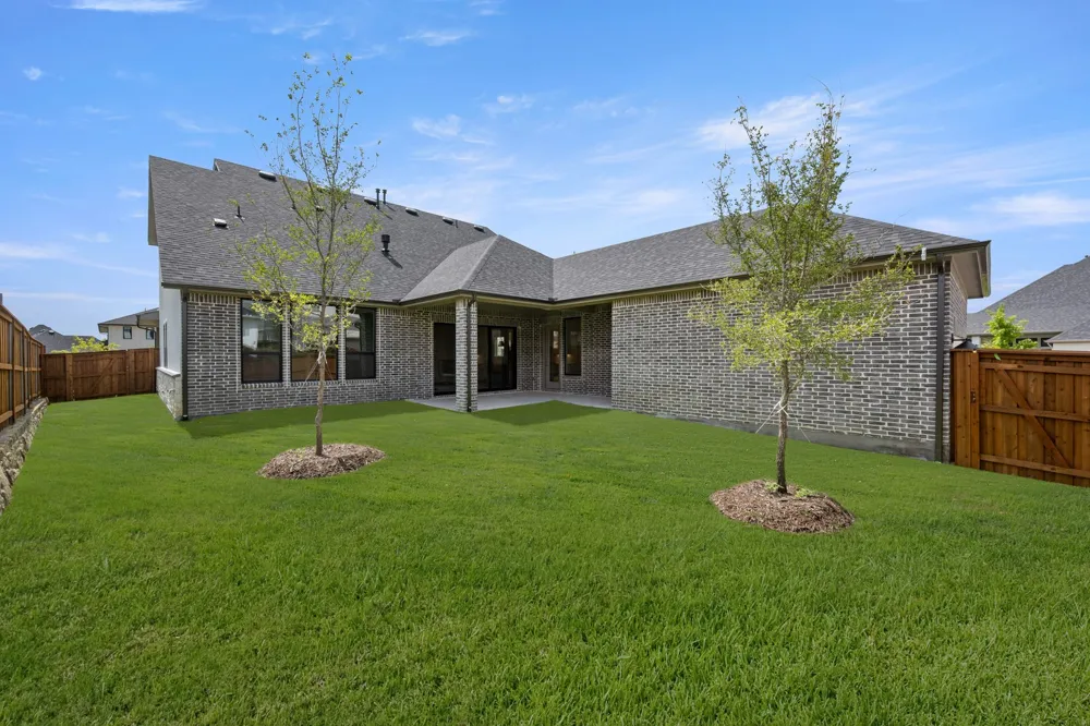 2017 Grey Birch Place Fort Worth, TX 76008