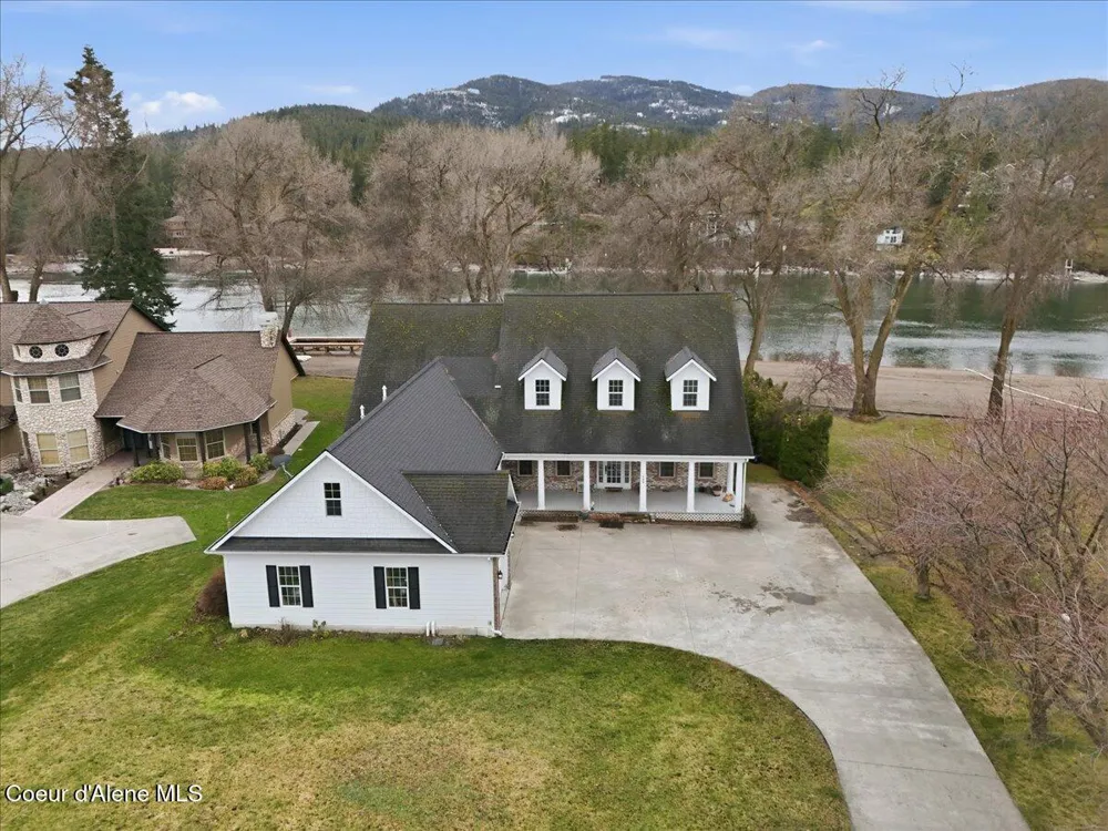 322 S Coho Road Post Falls, ID 83854