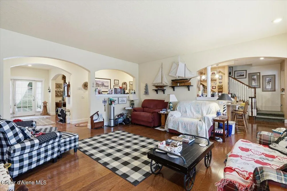 322 S Coho Road Post Falls, ID 83854
