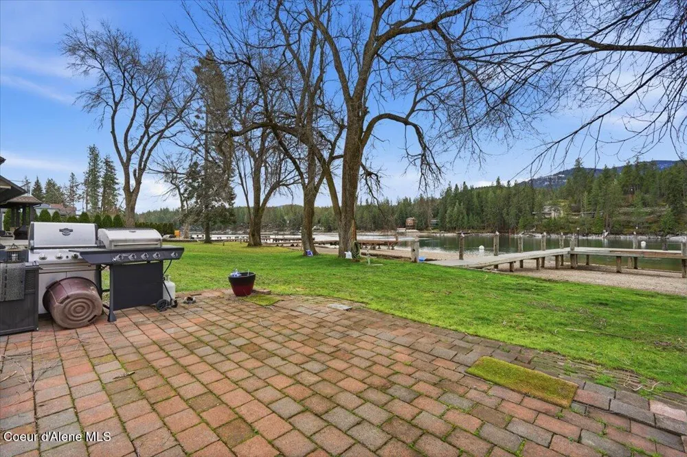 322 S Coho Road Post Falls, ID 83854