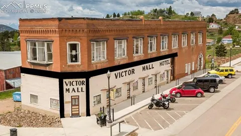 400 Victor Avenue