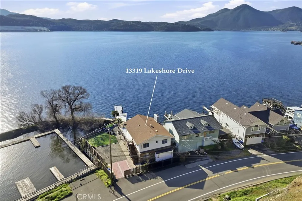 13319 Lakeshore Drive