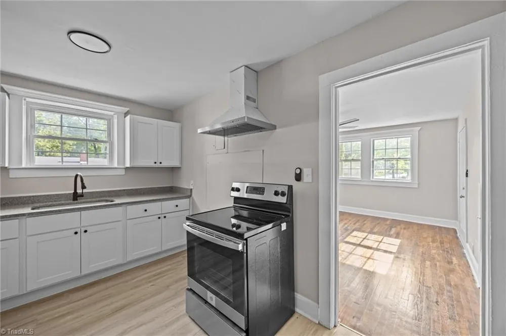 1509 Waverly Street #B High Point, NC 27265