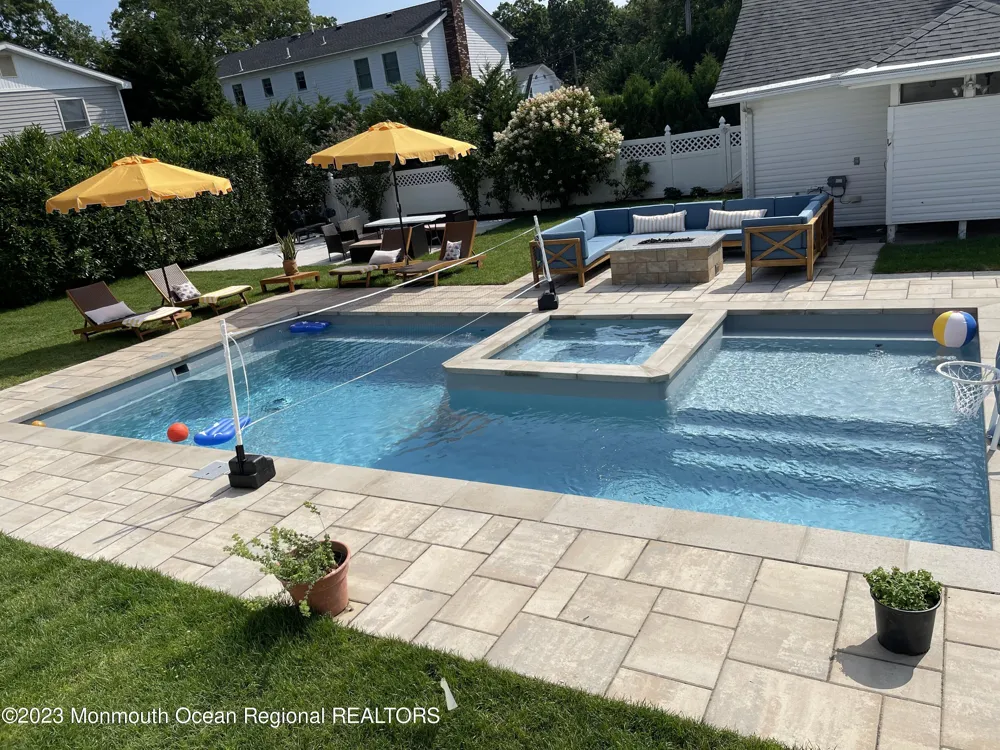 2112 Edgewood Place Spring Lake, NJ 07762