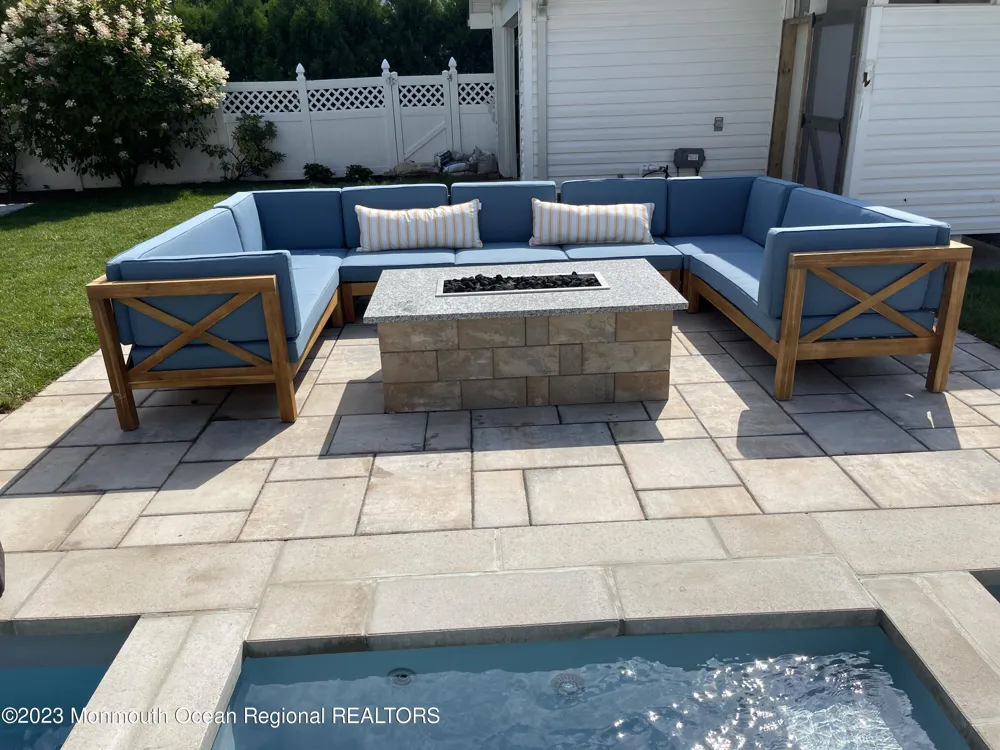 2112 Edgewood Place Spring Lake, NJ 07762