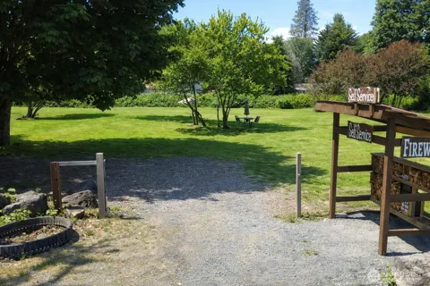 306558 Highway 101