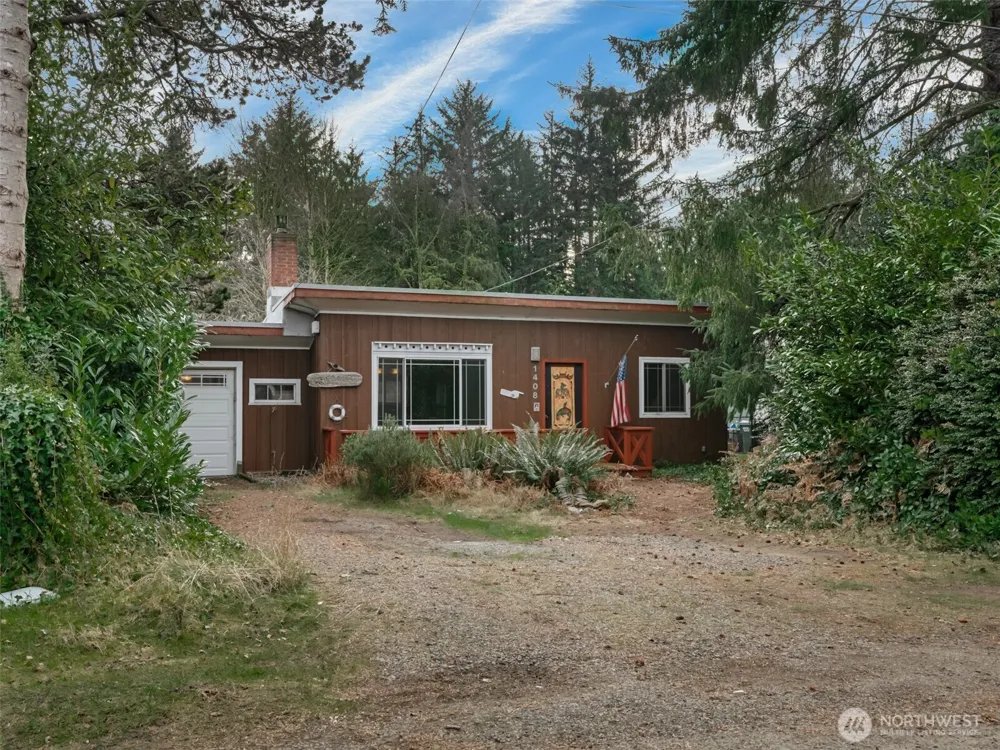 1408 250th Place Ocean Park, WA 98640