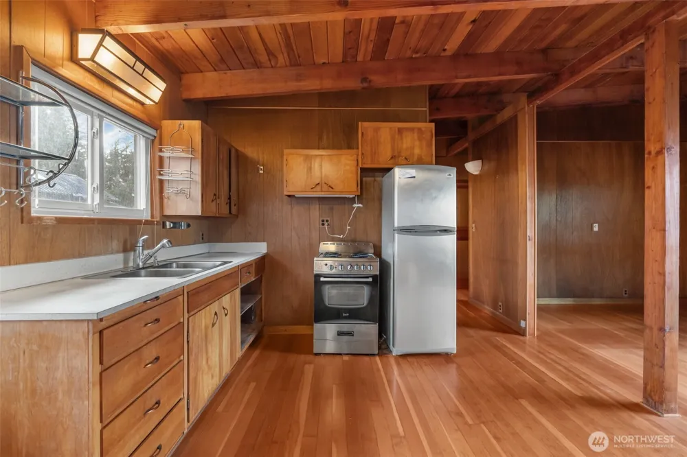 1408 250th Place Ocean Park, WA 98640