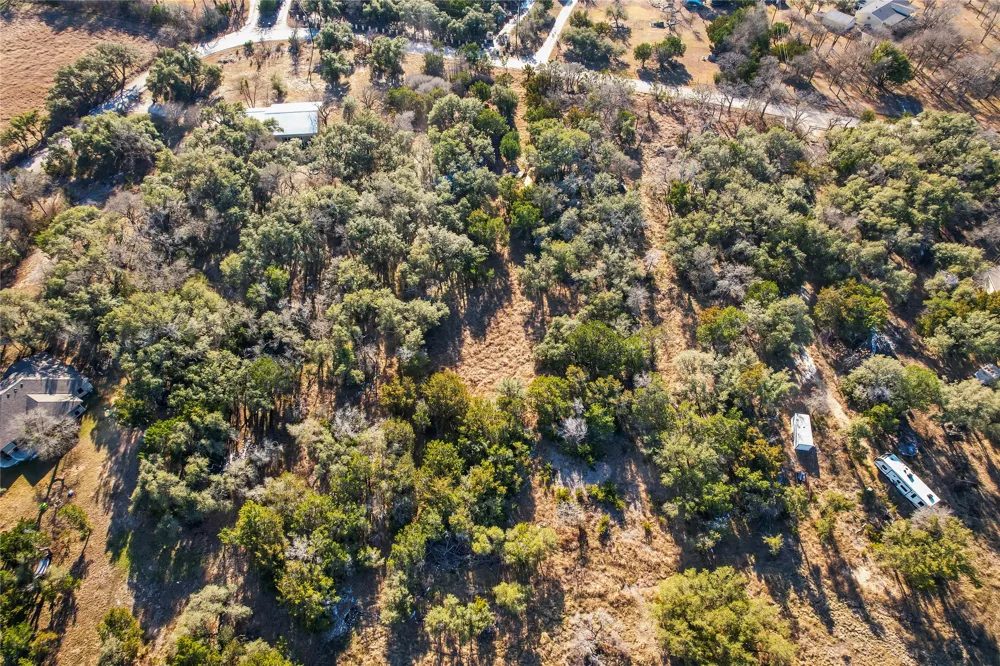 430 County Road 220 Florence, TX 76527