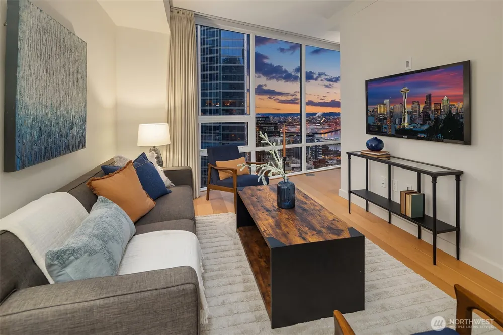 121 Stewart Street #1803