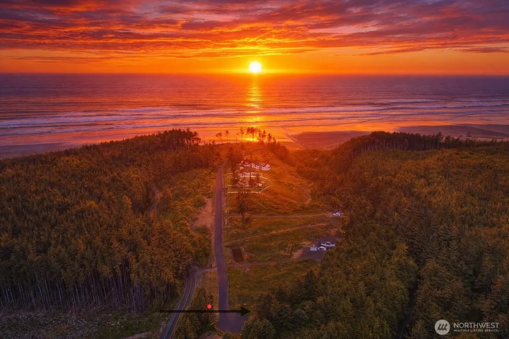 4 Chauncey Lane Pacific Beach, WA 98571