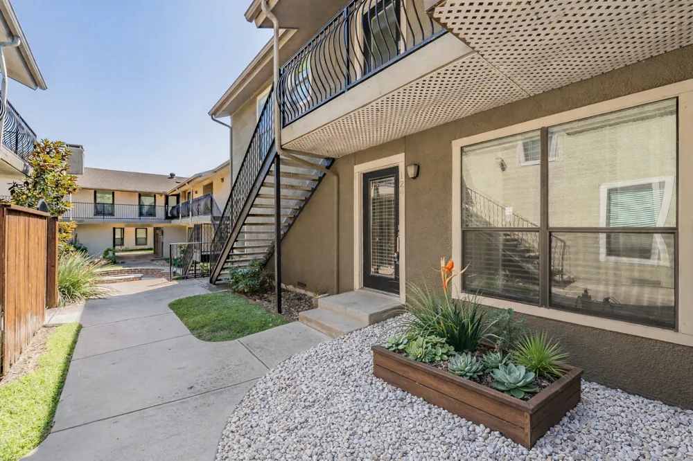 5816 Birchbrook Drive #124