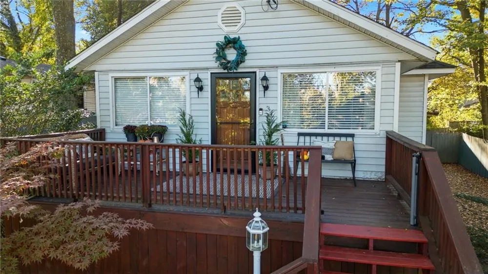 2152 Forrest Place NW