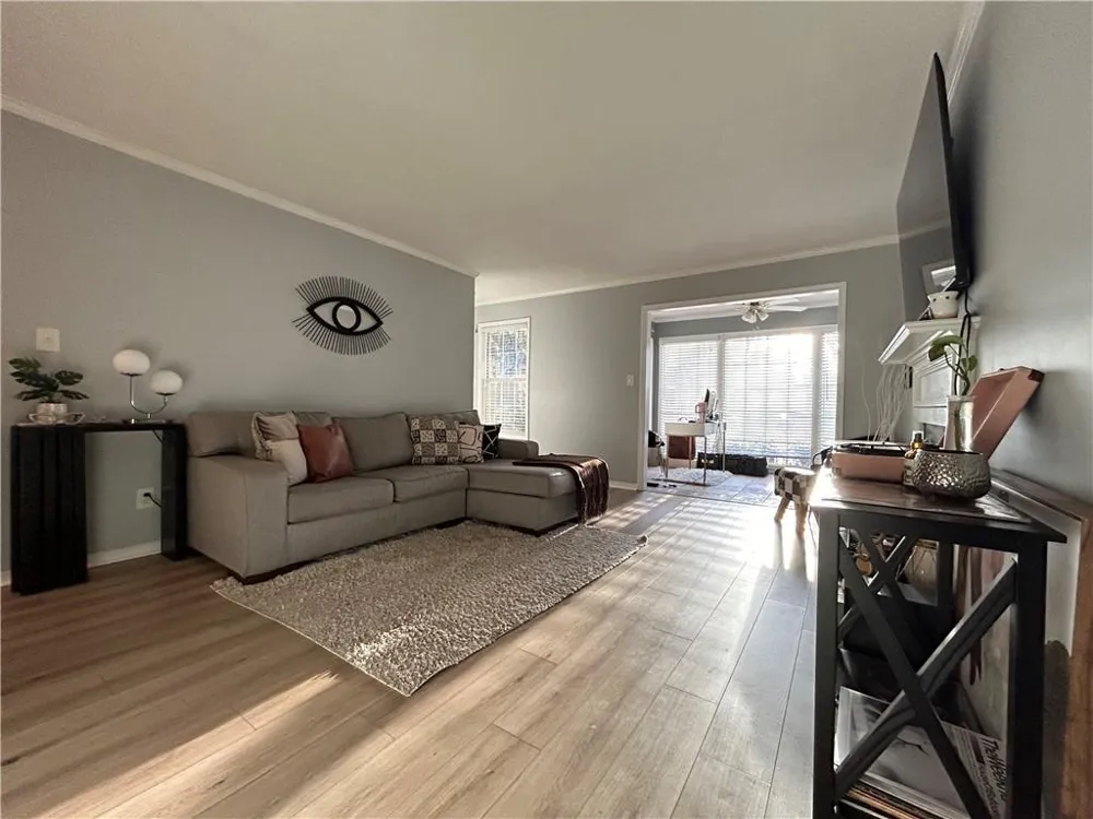 2706 Country Park Drive SE