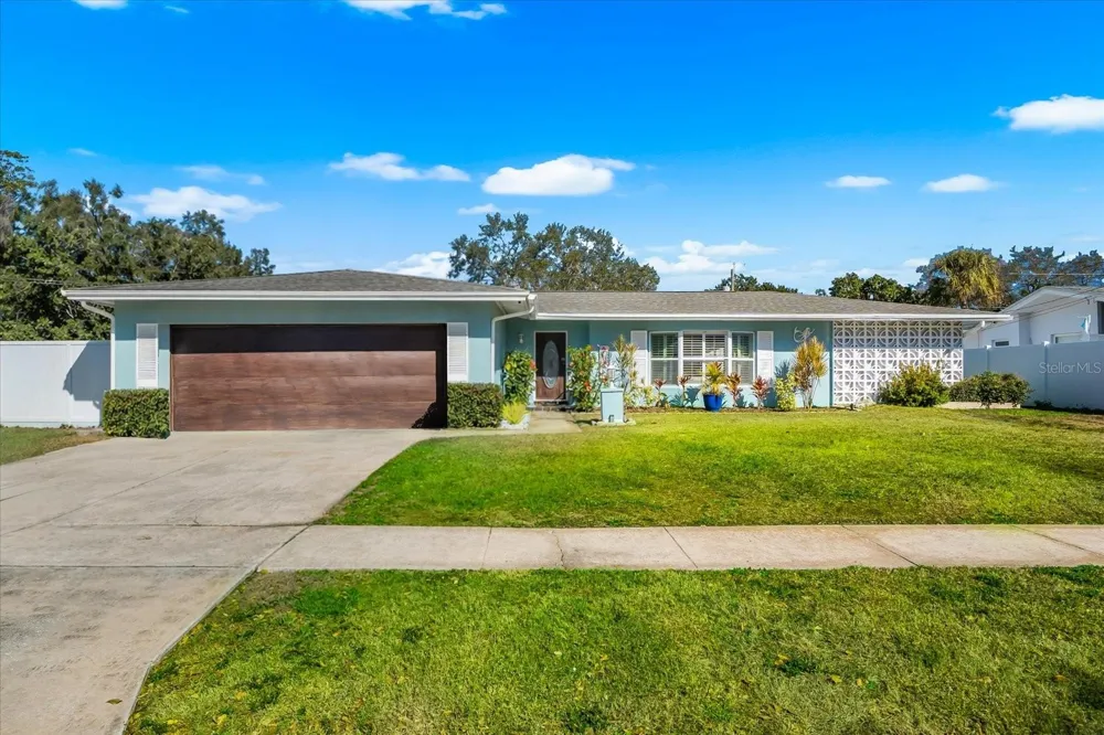 1406 SOUTHRIDGE DRIVE