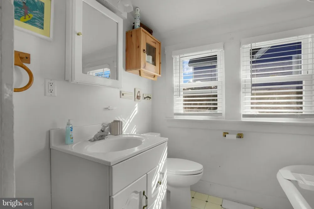 4145 HUR LANE Chincoteague Island, VA 23336