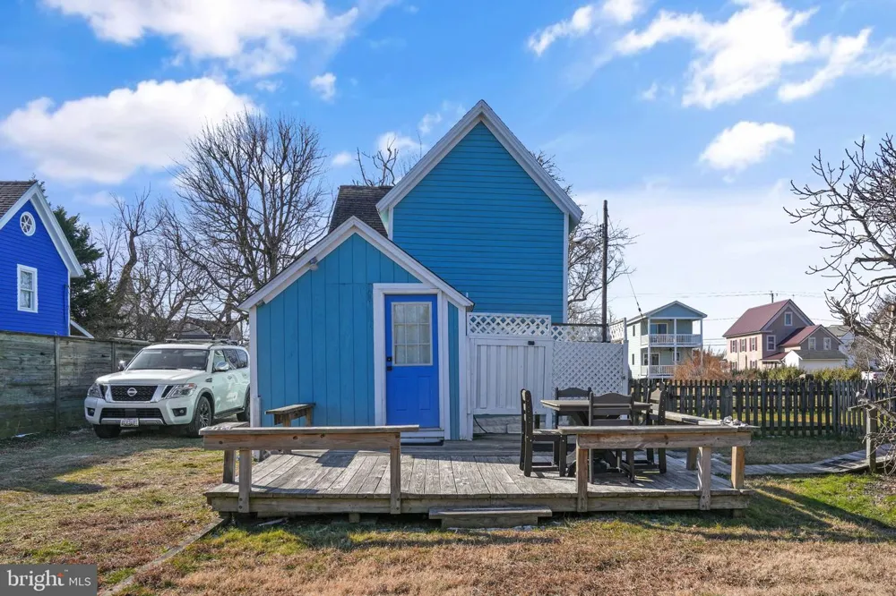 4145 HUR LANE Chincoteague Island, VA 23336