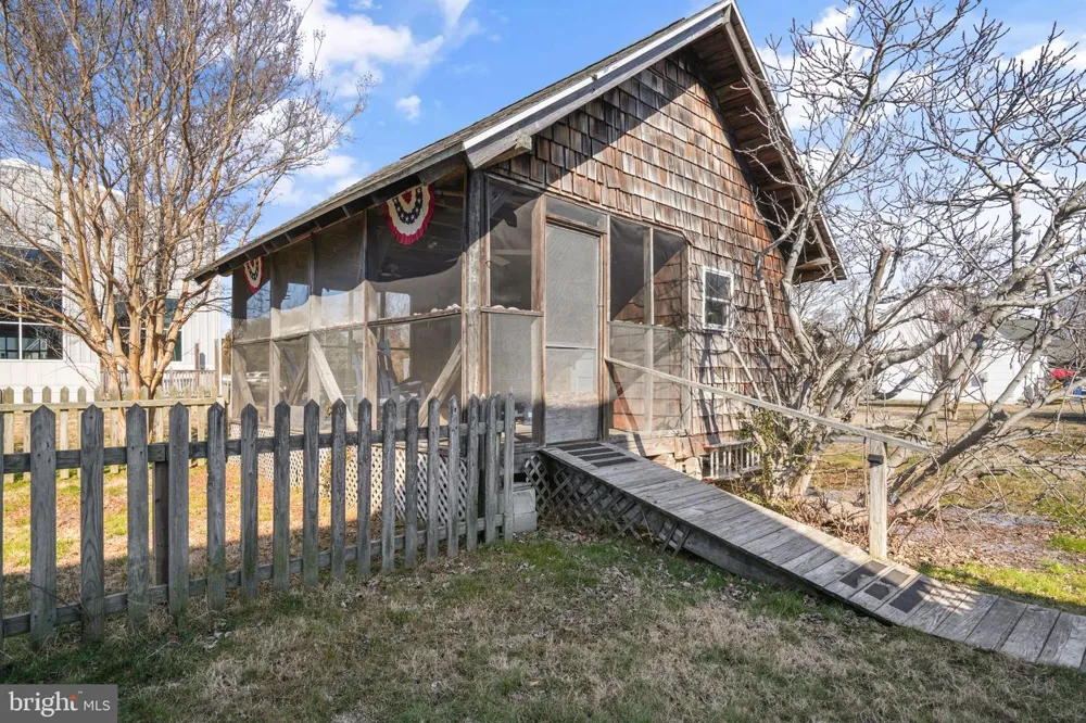 4145 HUR LANE Chincoteague Island, VA 23336