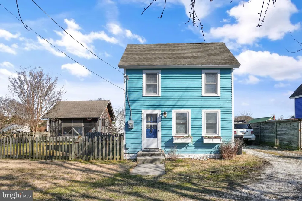 4145 HUR LANE Chincoteague Island, VA 23336