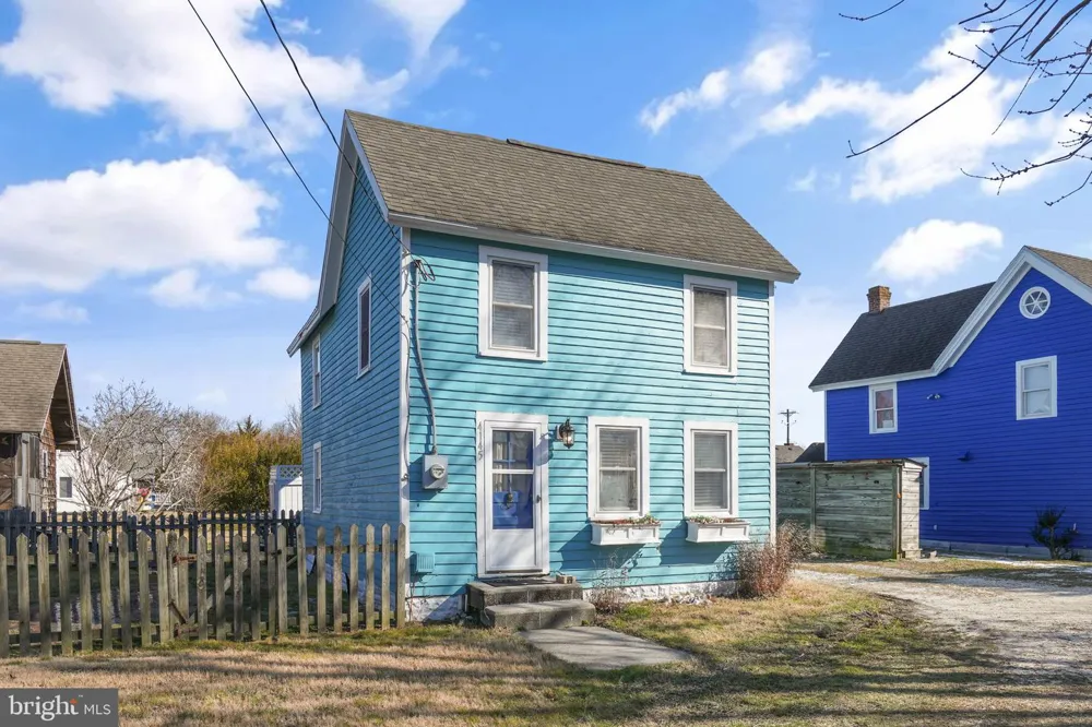 4145 HUR LANE Chincoteague Island, VA 23336