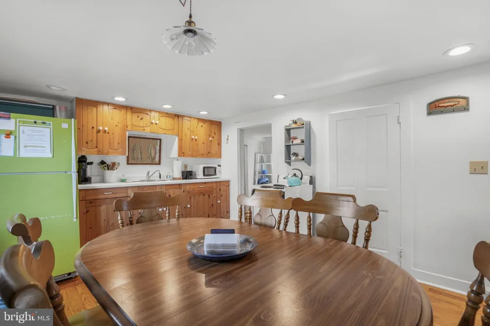 4145 HUR LANE Chincoteague Island, VA 23336