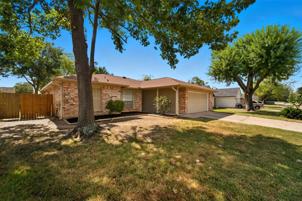 17819 Fieldglen Drive