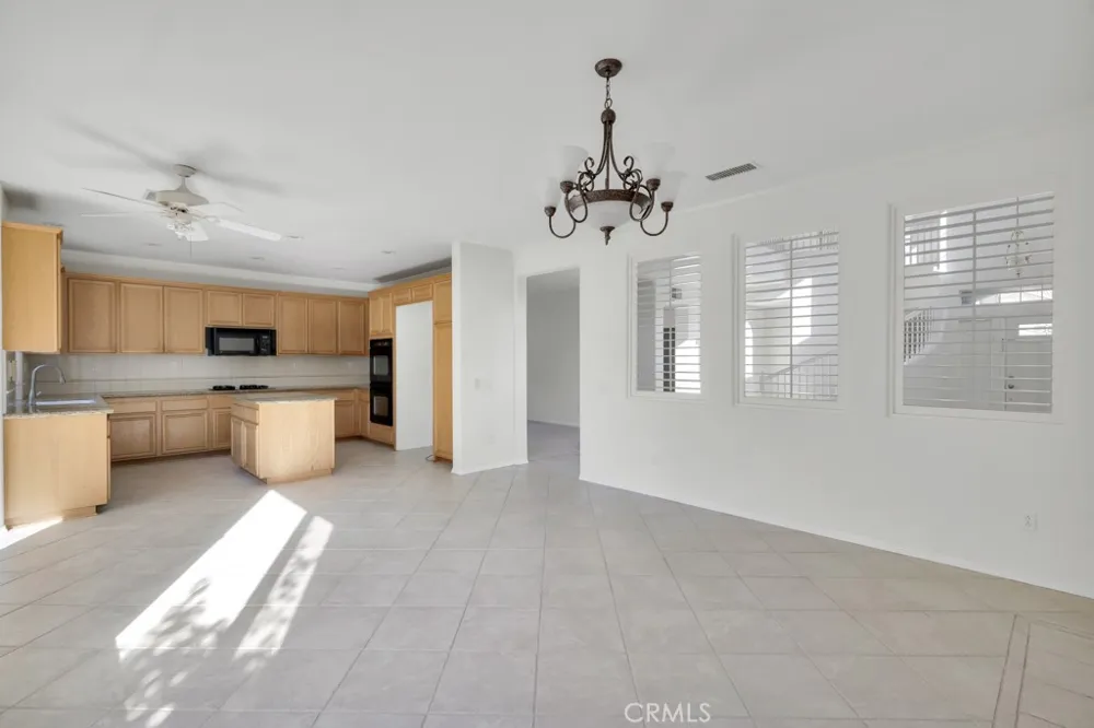 11205 Salerno Porter Ranch, CA 91326