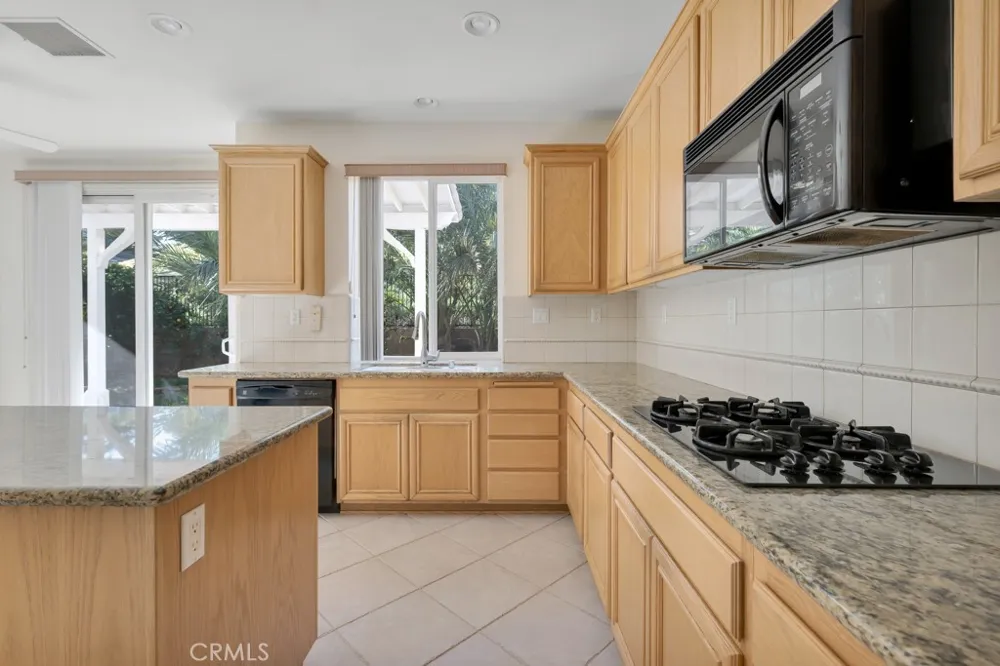11205 Salerno Porter Ranch, CA 91326