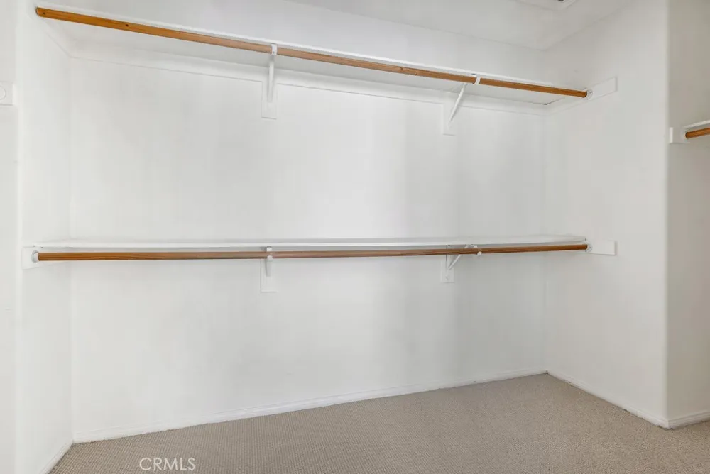 11205 Salerno Porter Ranch, CA 91326