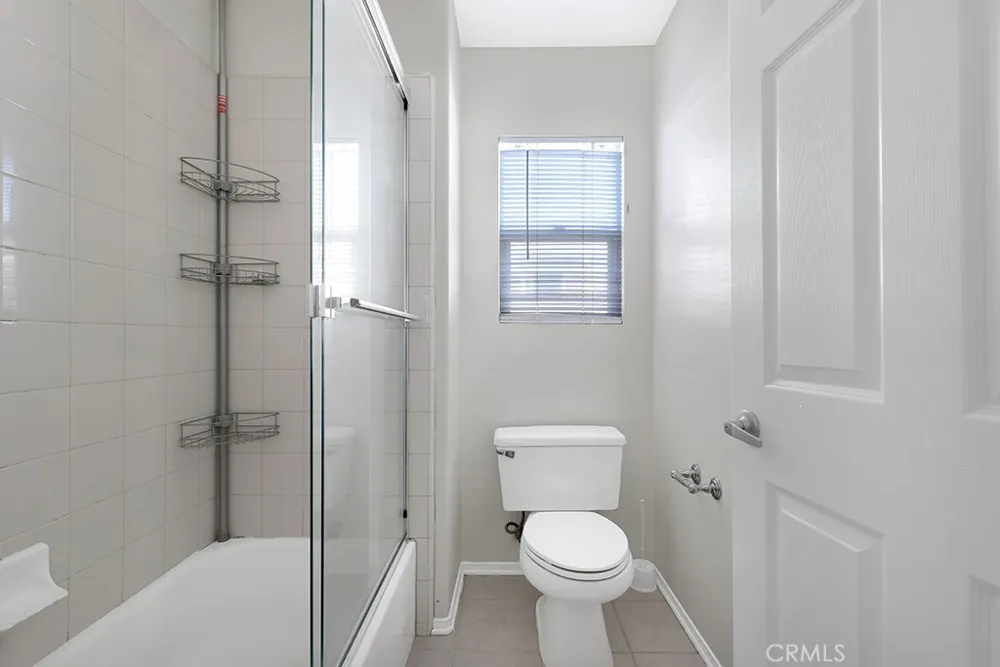 11205 Salerno Porter Ranch, CA 91326