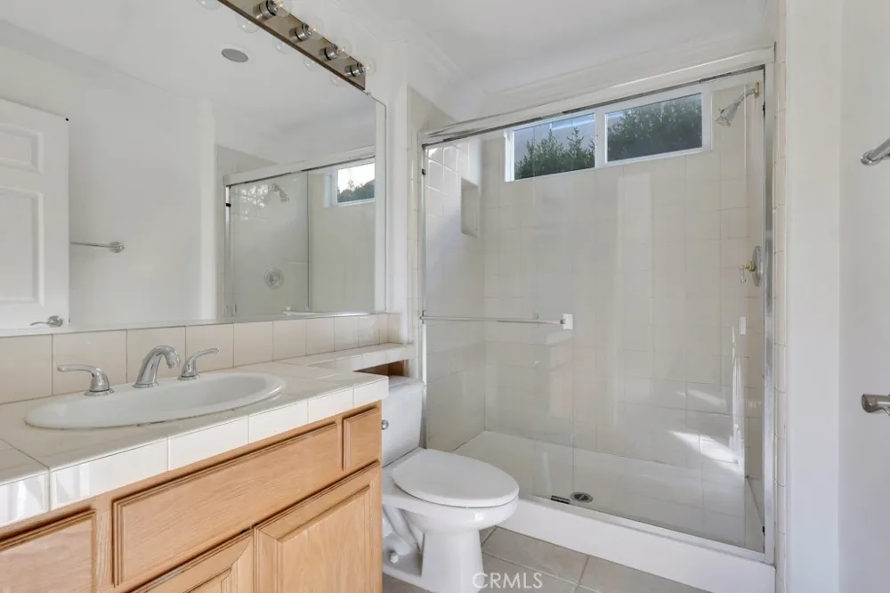 11205 Salerno Porter Ranch, CA 91326
