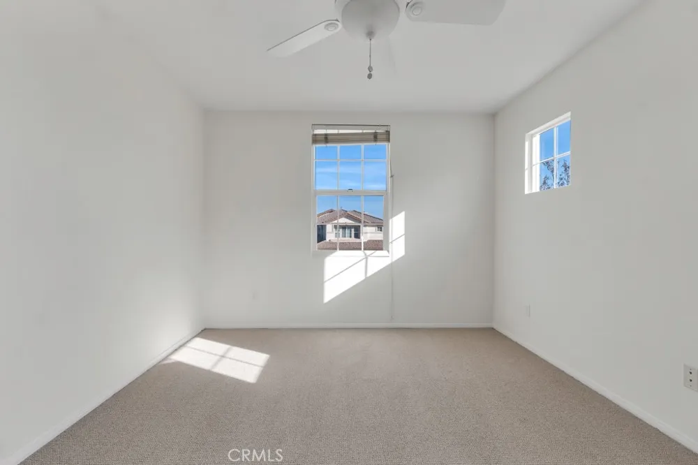 11205 Salerno Porter Ranch, CA 91326