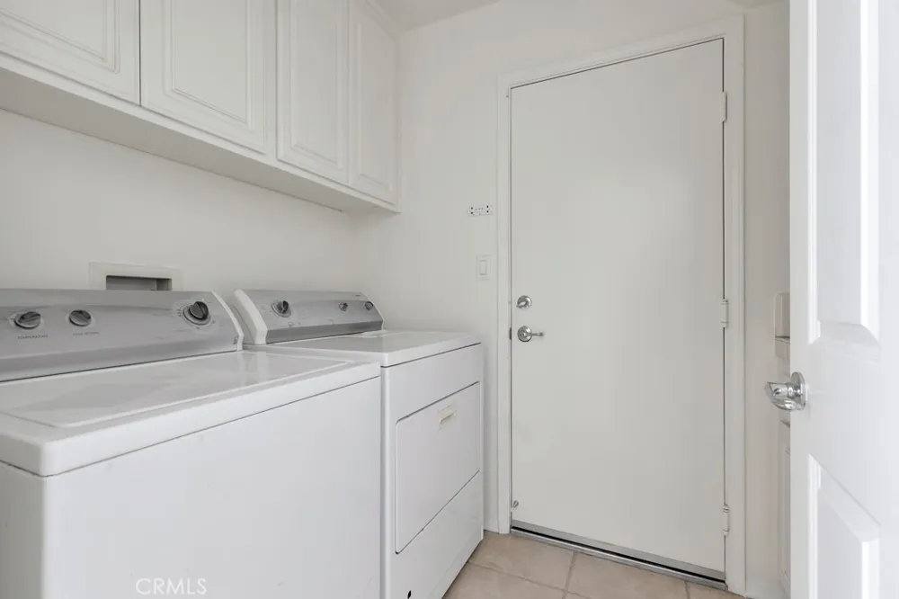 11205 Salerno Porter Ranch, CA 91326