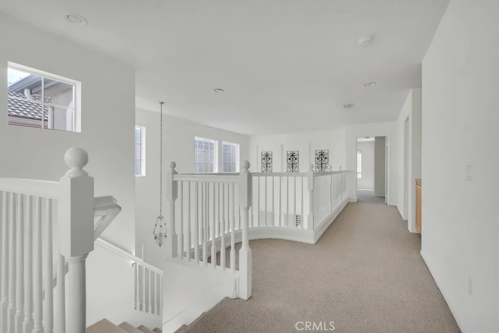11205 Salerno Porter Ranch, CA 91326