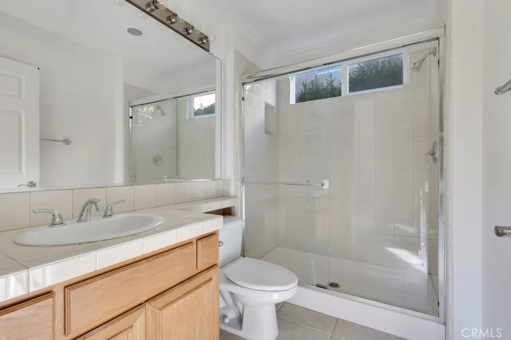 11205 Salerno Porter Ranch, CA 91326