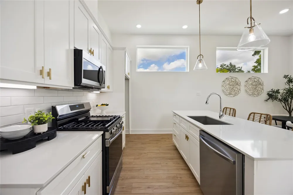 835 Rachel Street #D