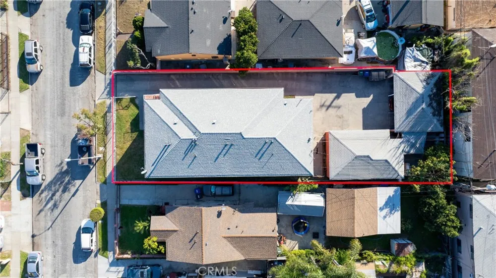 9723 San Juan South Gate, CA 90280