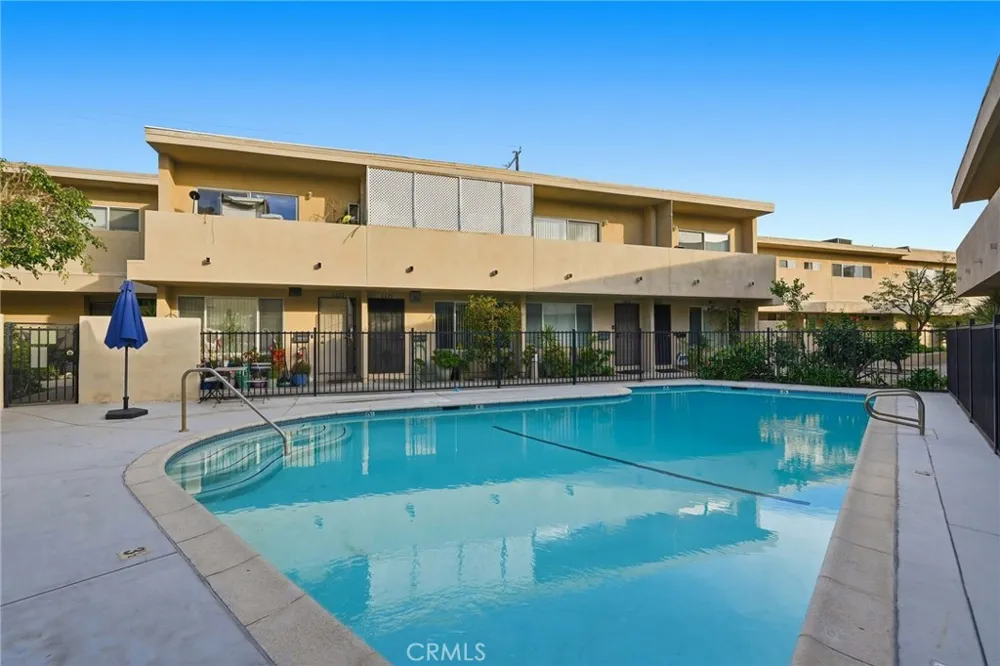 6223 Morse Valley Glen, CA 91606