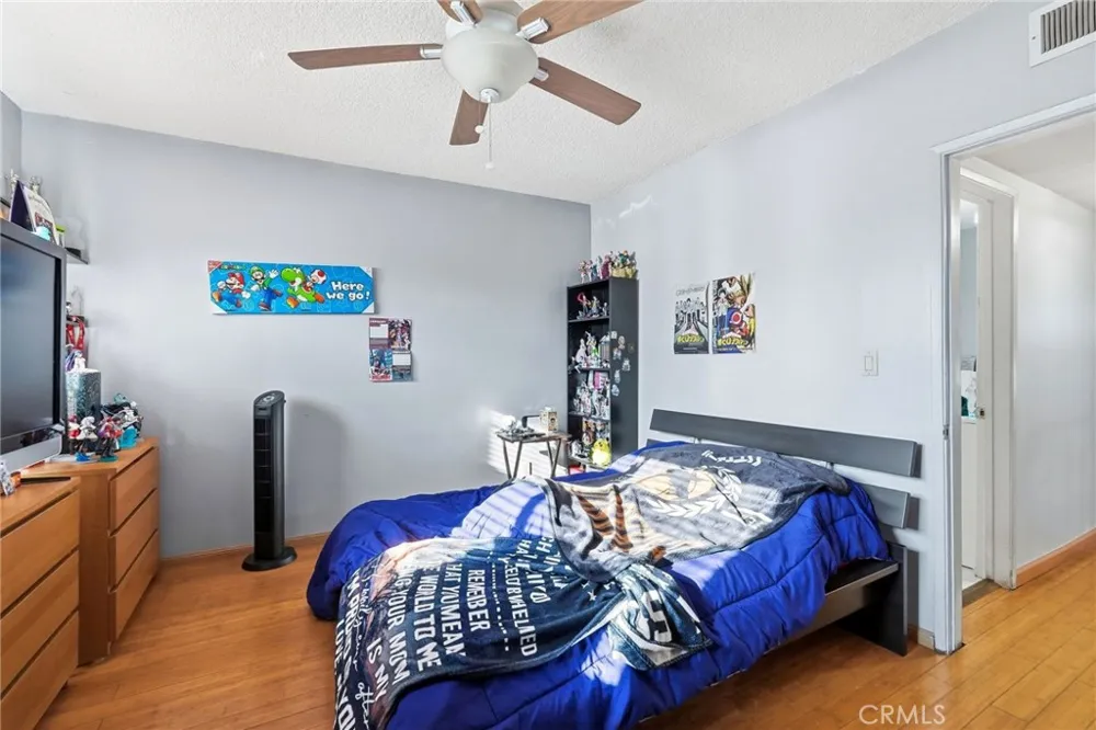 6223 Morse Valley Glen, CA 91606