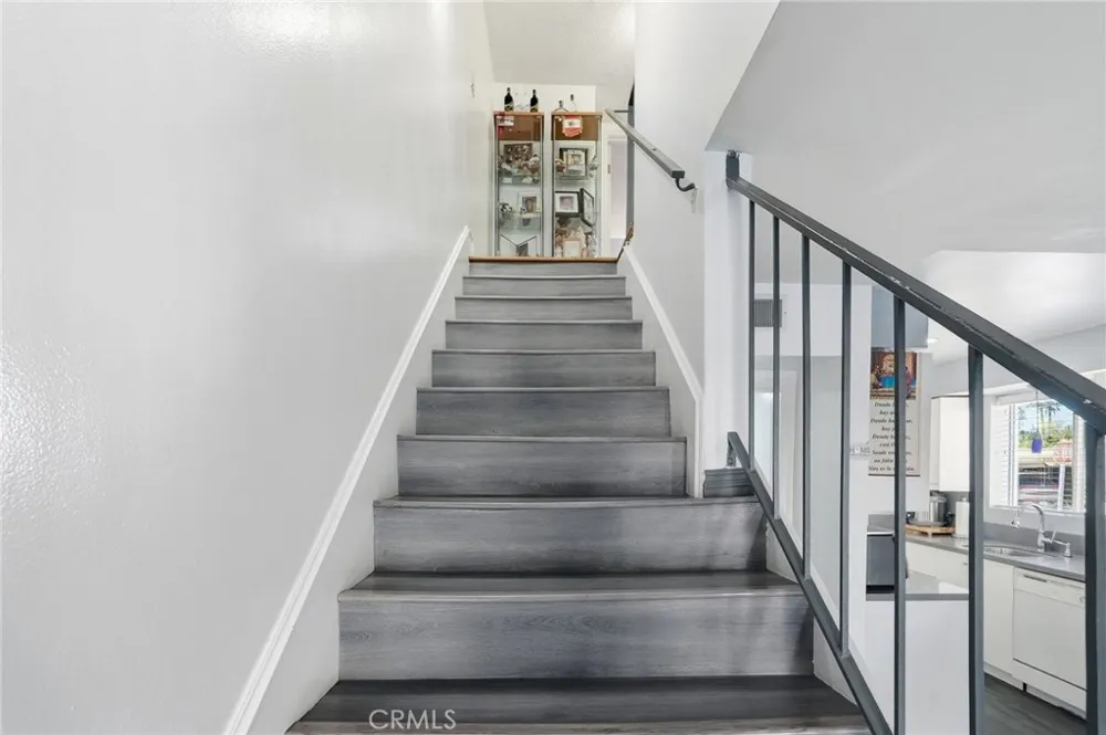 6223 Morse Valley Glen, CA 91606