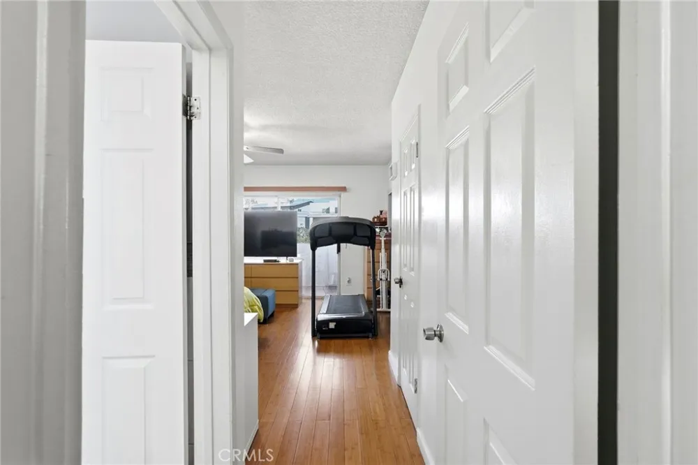 6223 Morse Valley Glen, CA 91606