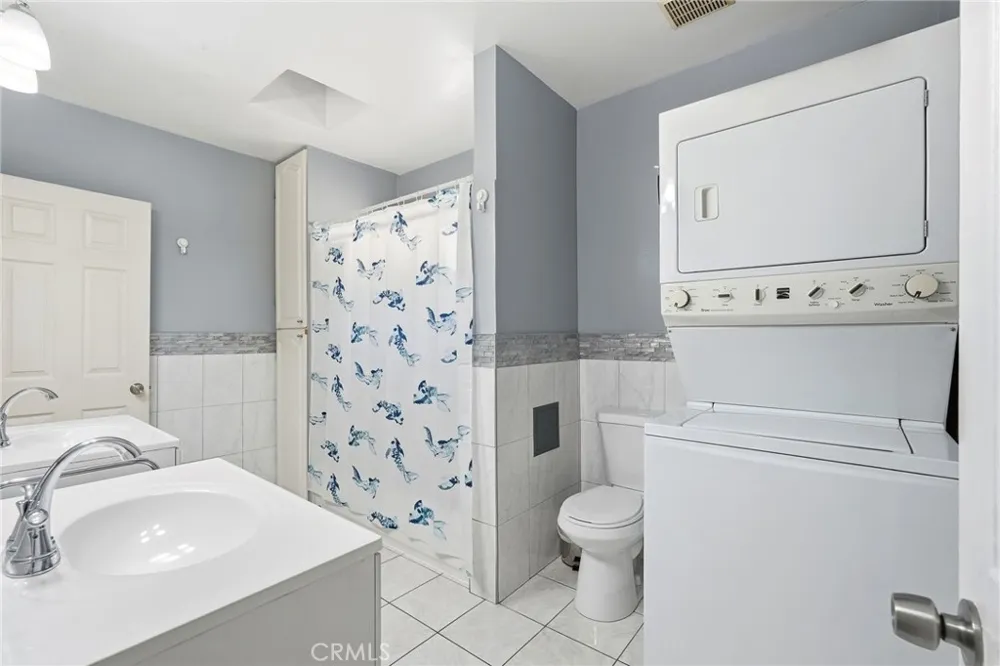 6223 Morse Valley Glen, CA 91606