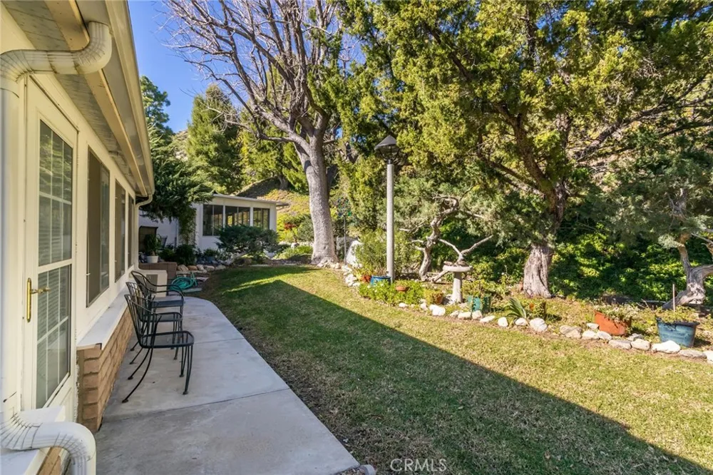26856 Oak Branch Circle Newhall, CA 91321