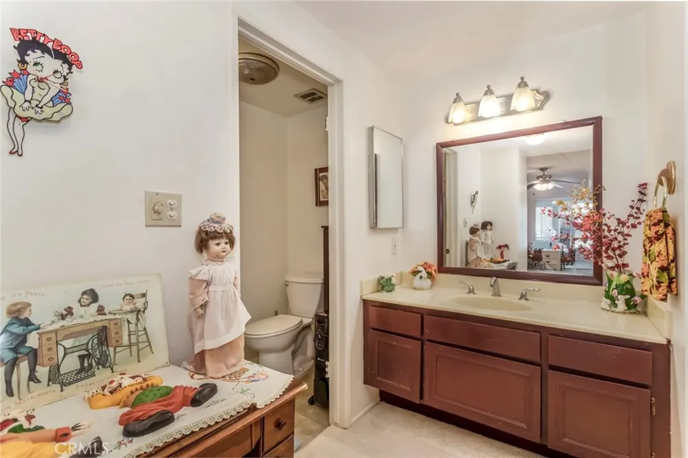 26856 Oak Branch Circle Newhall, CA 91321