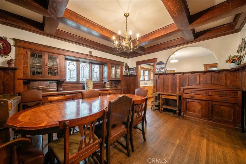 1112 Glendon South Pasadena, CA 91030