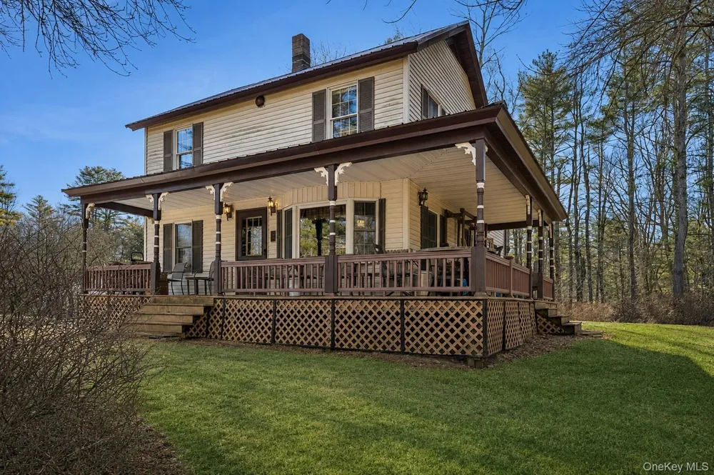 37 Nober Strunk Road Narrowsburg, NY 12764