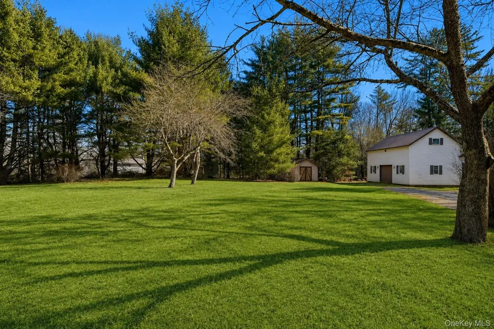 37 Nober Strunk Road Narrowsburg, NY 12764