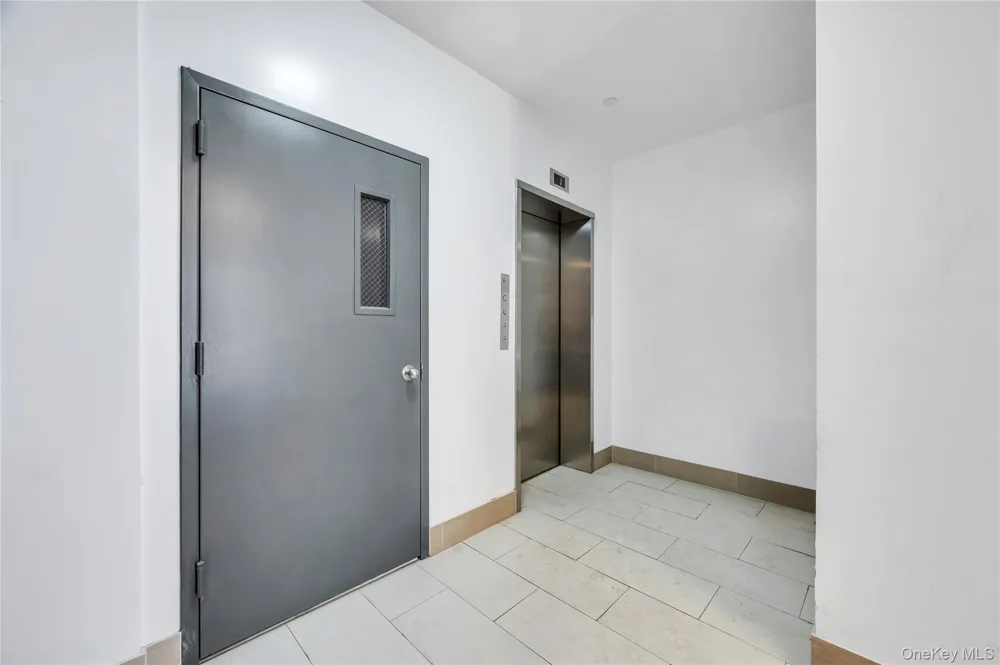 30-63 31st Street #301 Astoria, NY 11102