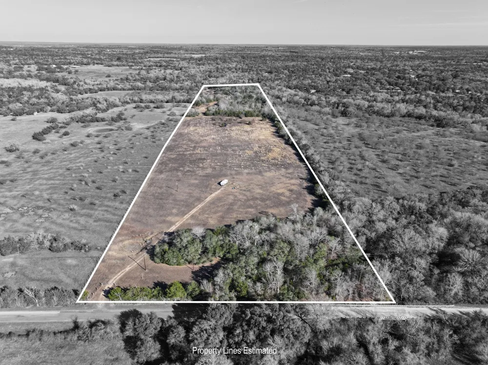 1505 McElroy Lane No City, TX 78950