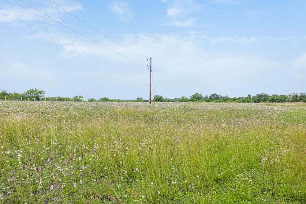 1505 McElroy Lane No City, TX 78950
